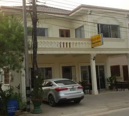 Kaupjai Guesthouse Ban Houayxay Exterior photo