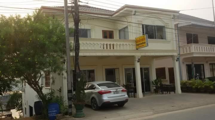 Kaupjai Guesthouse Ban Houayxay Exterior photo