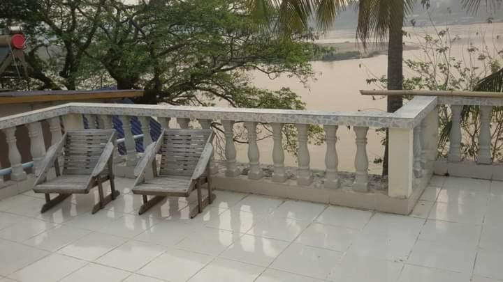 Kaupjai Guesthouse Ban Houayxay Exterior photo